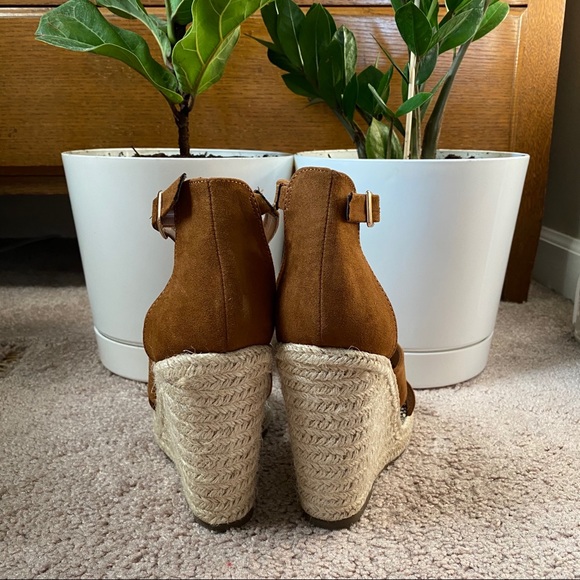 Sandal Wedges - Picture 3 of 6